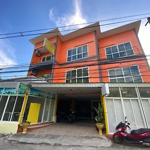 Hotel Oyo 1150 Sawasdee Orange 2*