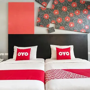 Oyo 792 Omsaga Hotel