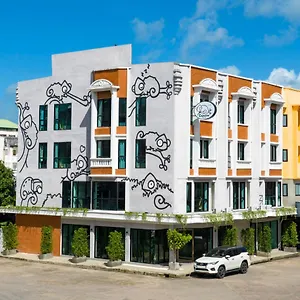 Chamemon Bed Town Hotel 3*
