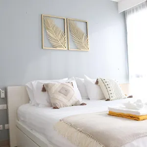 Apartment Cassia 2 Bedroom Sea View By Nla *