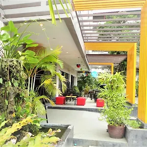 Hostel D2 Lamoon Resotel