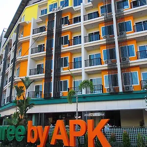 The Three By Apk Hotell 3*