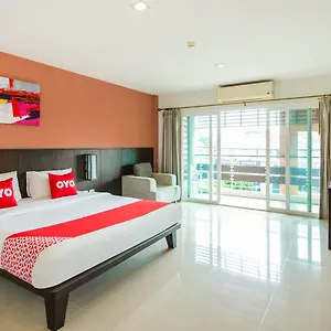 Ratana Sakdidet, Town 3* Phuket