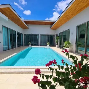 Mimosa 2, Splendid 3 Bedroom Master Ensuite