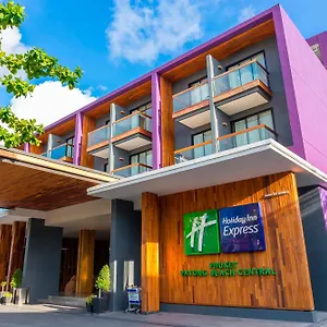 هوليداي إن إكسبريس فوكيت باتونج بيتش سنترال 4* Phuket
