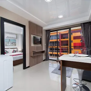 Nai Harn Condominimum Apartment *