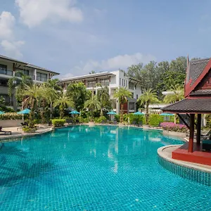 Modern Beachfront Naithon Apartment *