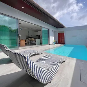 Bangtao Pool - Prymaluna Villa Phuket