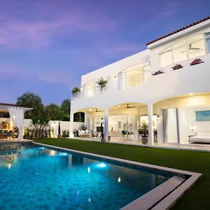Nai Harn 4 Bedroom Pool Villa, Rawai, * Phuket