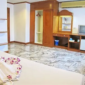 Paradise Resortel 2* Patong