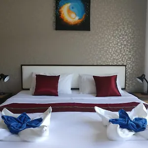 Hotel White Sky Boutique Patong