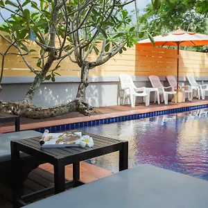 Bangtao Kanita House Resort 2*