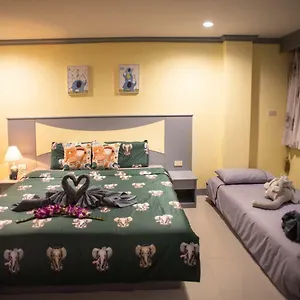 Boonyathon House 2*