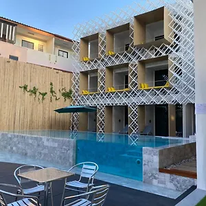 Hotel Yanud Phuket