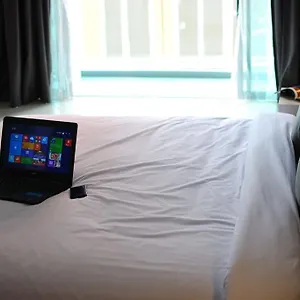 Hotel X2 Vibe Patong