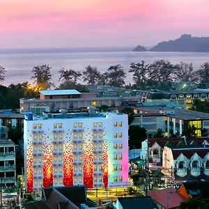 Red Planet Phuket - Sha Extra Hotel