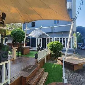 Nora Bukit Hotel Phuket