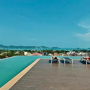 Apartment Dlux Pool Sea View Near Rawai And Kata Phuket
