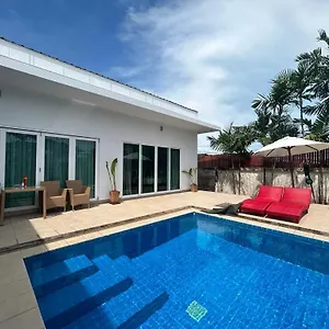 Lagoon Pool Villa Phuket