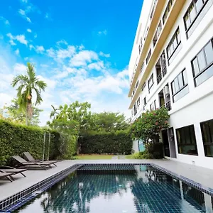 S4 - Near Phuket Airport Hotel Nai Yang