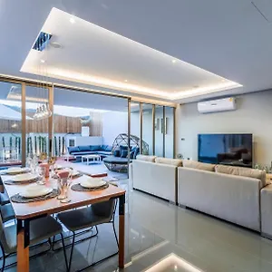 Villa Luxury Pool In Chalong