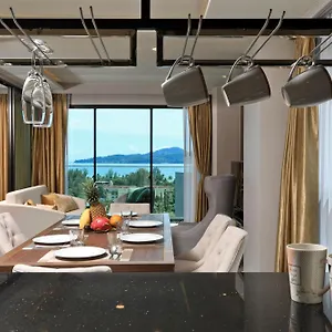 3 Bdr Seaview Apartment Walking To Surin Beach By Capitalpro