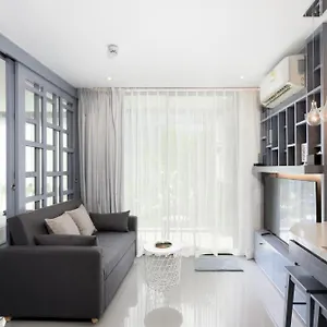 Apartment Sabay N303 With Scenic Pool View Surrounded By Palm Trees In Citygate Kamala *