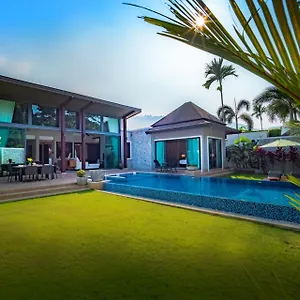 Horizon Gardens - Stunning 3 Bedroom Pool Villa Phuket