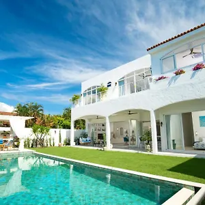 Nai Harn 4 Bedroom Pool Villa, Rawai, *