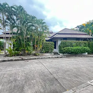 Royal Estate Sai Yuan Nai Harn Holiday park Phuket