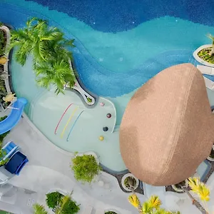 Wyndham Garden Phuket Hotel Nai Thon Beach