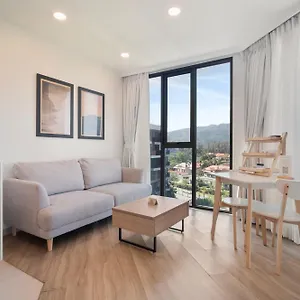 Skypark Aurora By Banyan Living Apartment