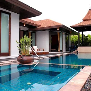 Ratchamaka Villa *