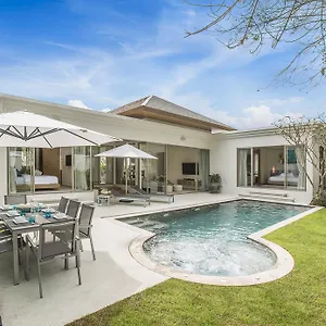 777 Private Pool *