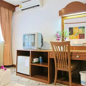 Hotel Paradise Resortel 2*