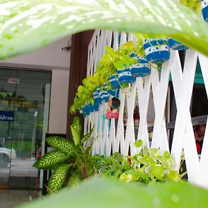 Hostel Phuthara Phuket