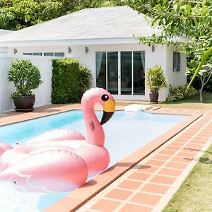 Baan Promphun Pool By Bv * Si Sunthon