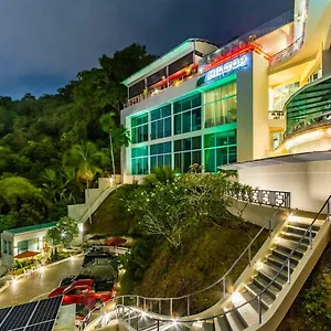 Hilltop Hotel 4* Ratsada