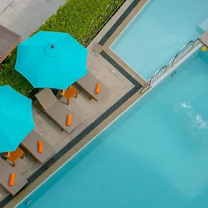 Hotel Recenta Suanluang Phuket
