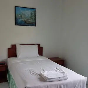 Welcome @ Karon Beach. Single From Only 500 Baht Guest house 2*