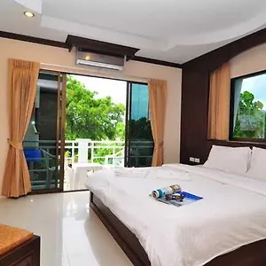 Hotel Triple Rund Place